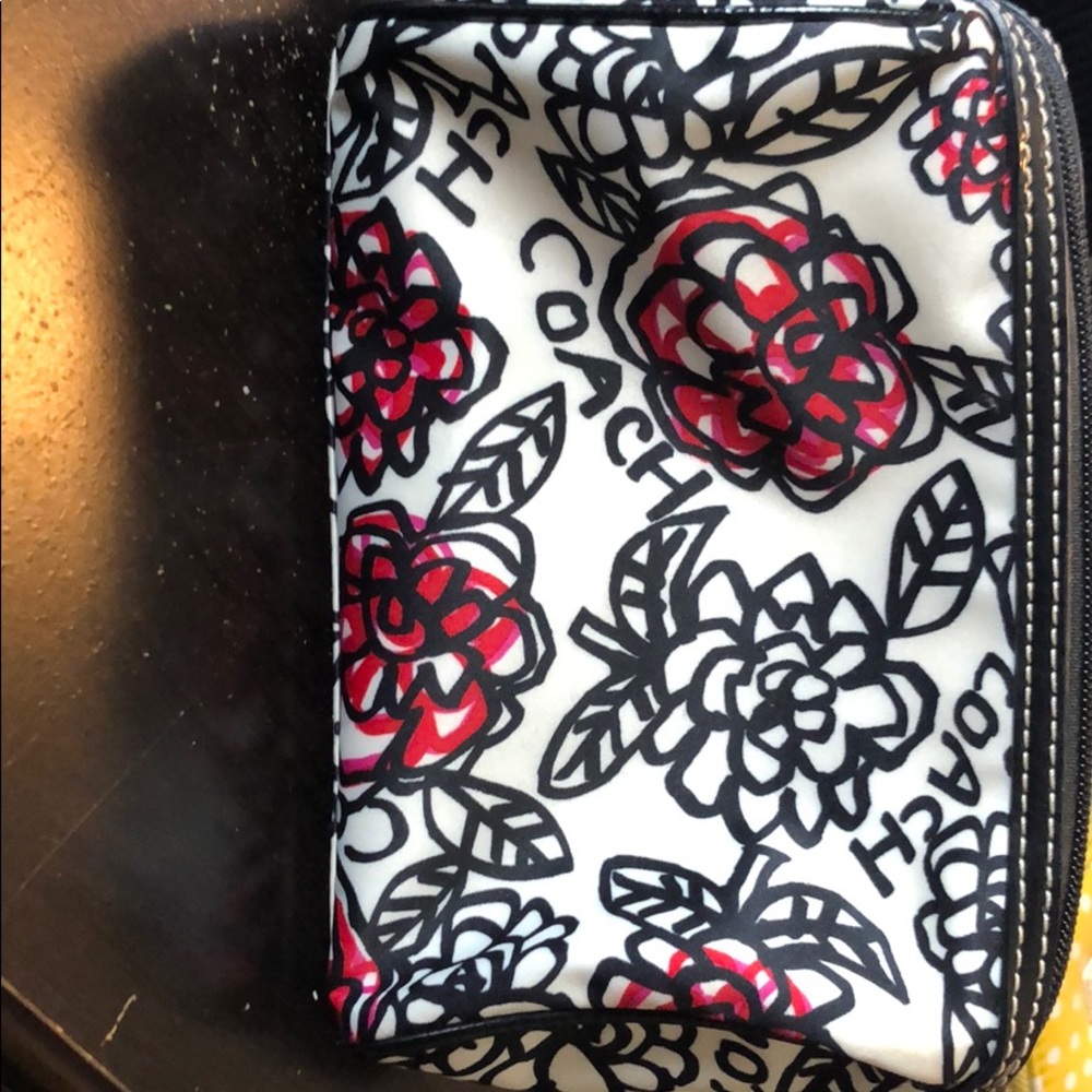 Coach make up bag - good condition - no stains